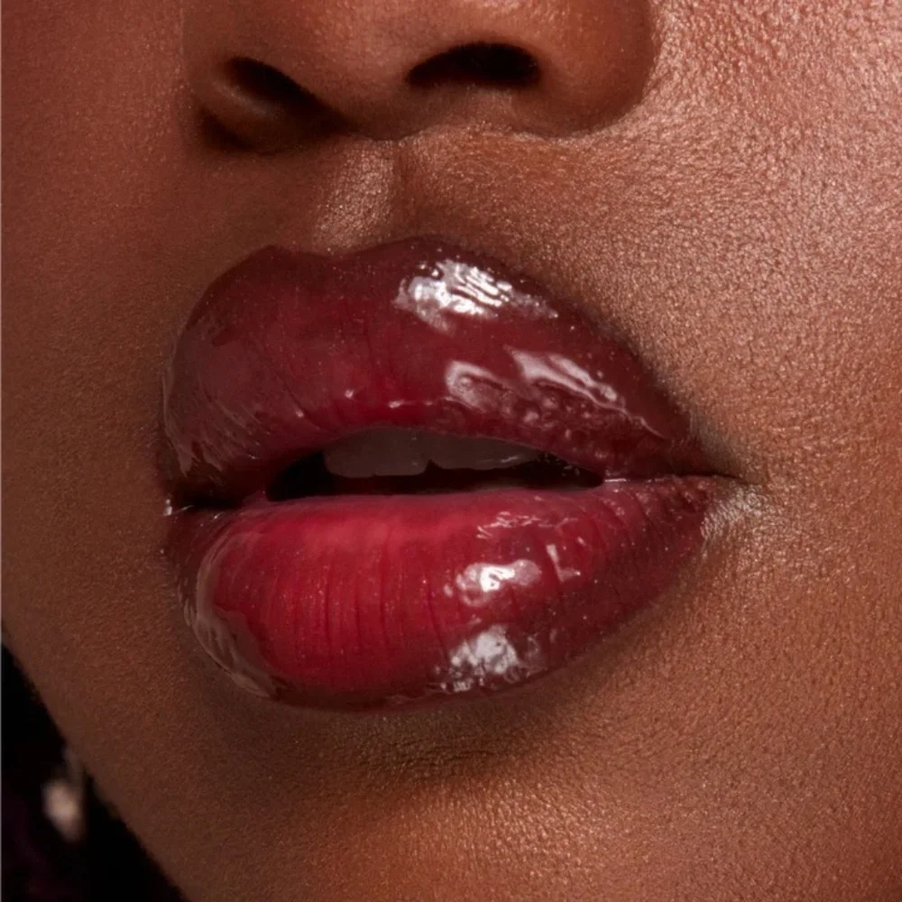 ALAMAR COSMETICS Plumpling Lip Water in Agua Ardiente